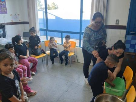 PROGRAMA SAÚDE NA ESCOLA PROGRAMA SAÚDE NA ESCOLA