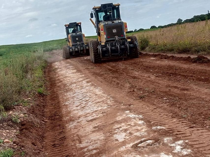Secretaria Municipal de Obras intensifica ações de manutenção e melhorias na infraestrutura viária