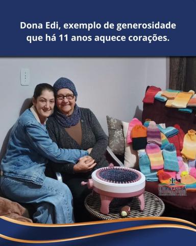 Emei Jordana Buffet Muniz recebe doações de tocas para os alunos 