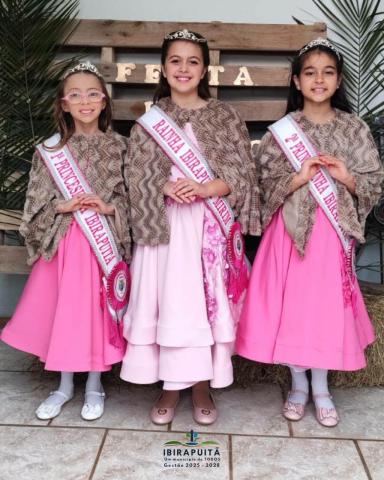 Corte de Soberanas prestigia a 33ª Festa do Colono em Ibirapuitã